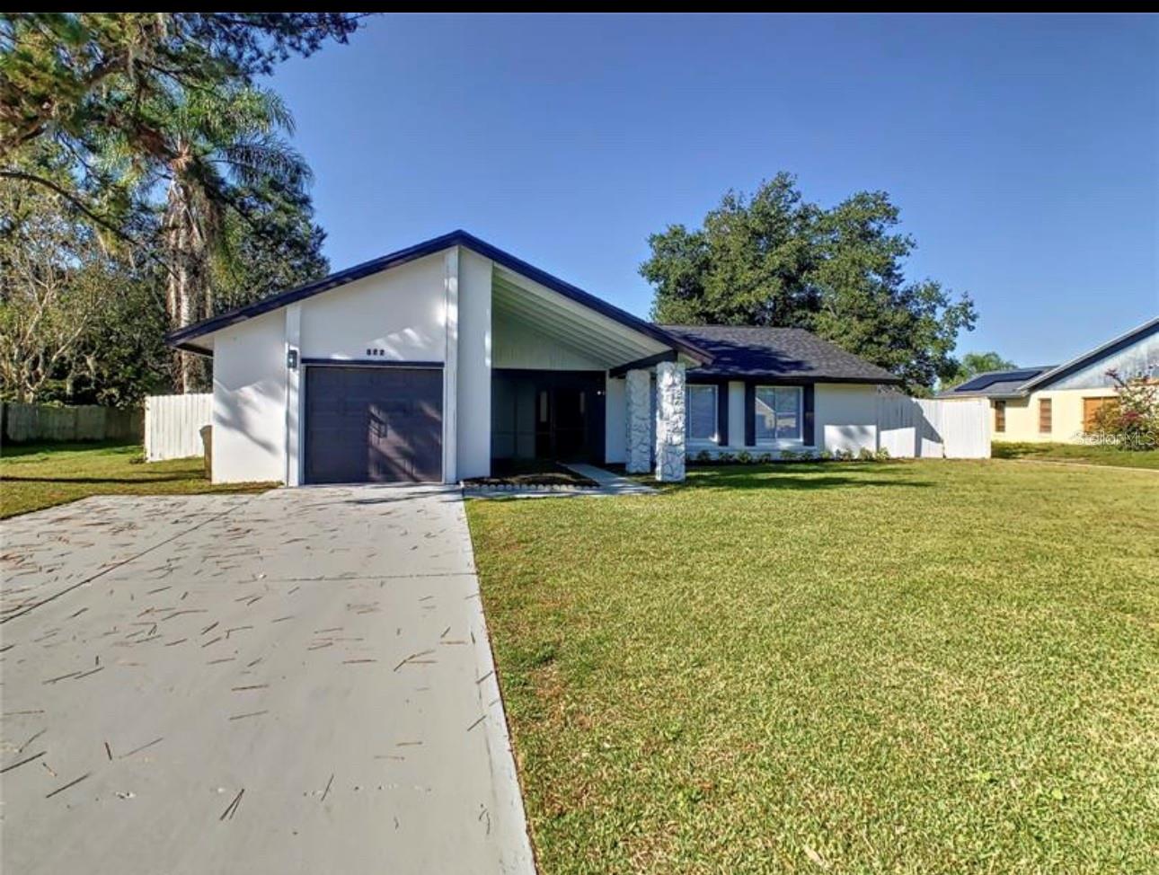 822 Flag Lane, FL