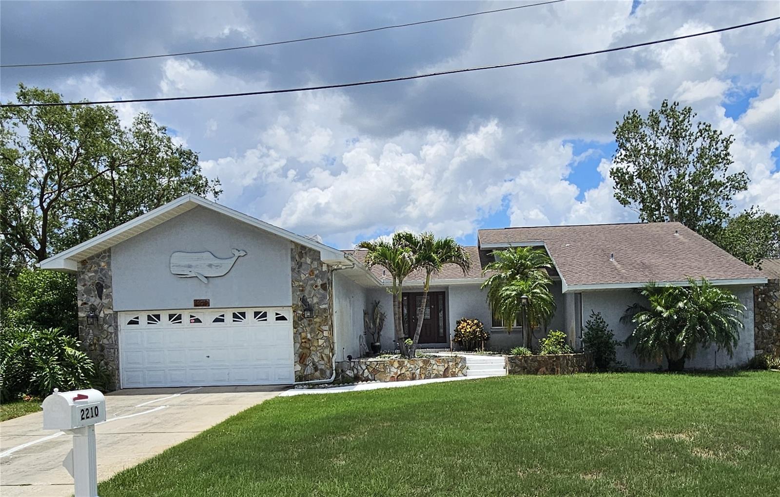 2210 Bayou Drive, FL