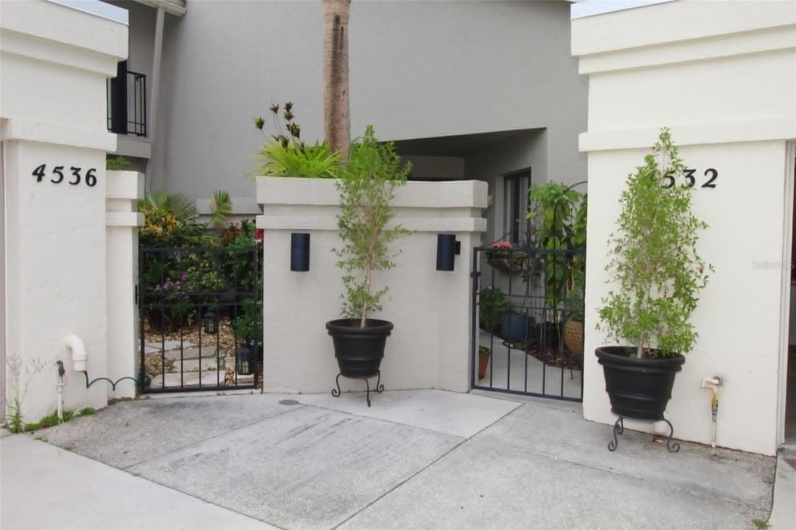 4532 Ascot Circle, FL