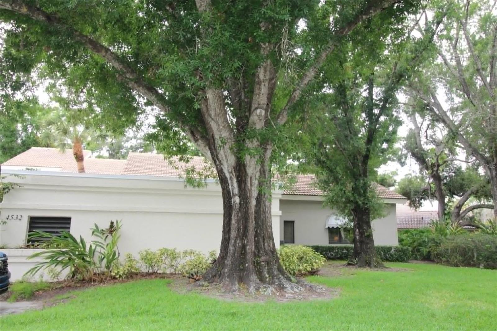 4532 Ascot Circle, FL