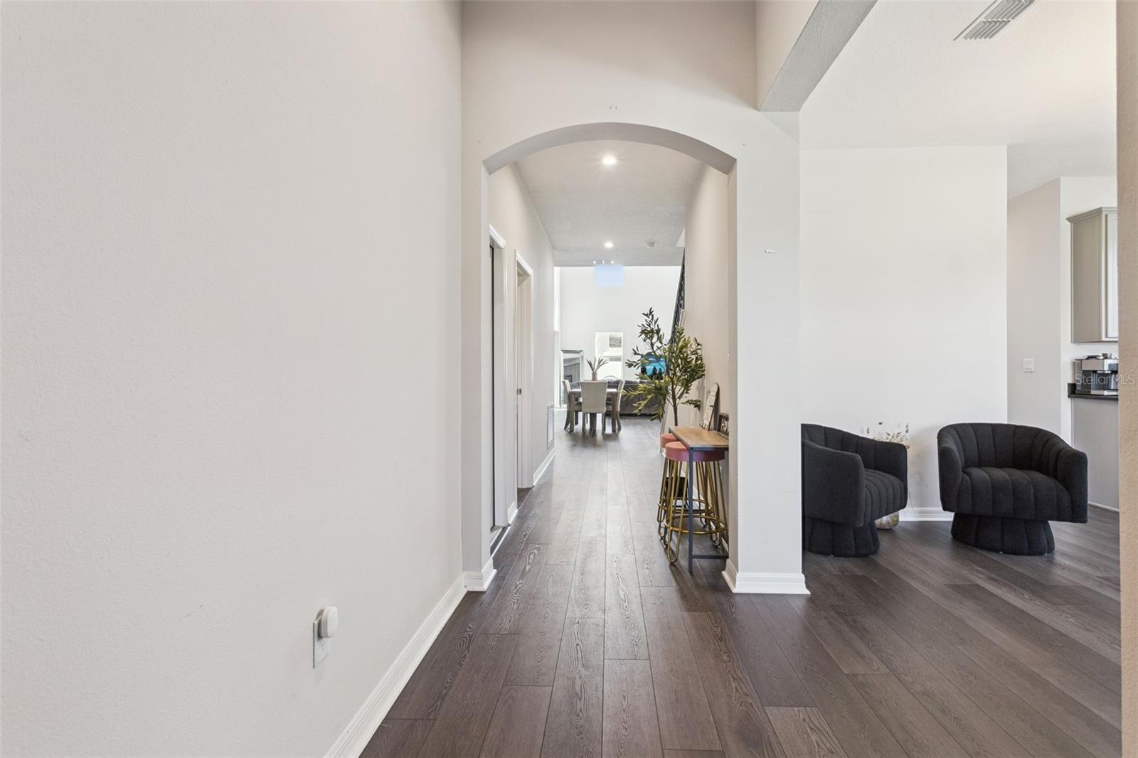 1111 Lone Palm Way, FL