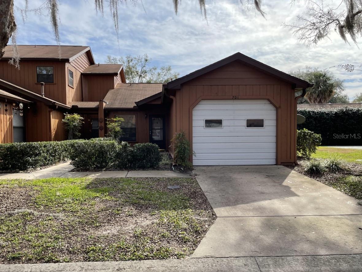 2701 10th Street, FL