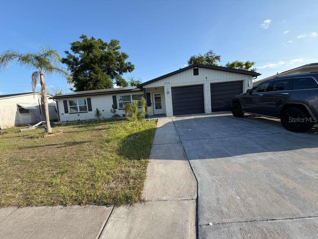 6250 Kentfield Avenue, FL
