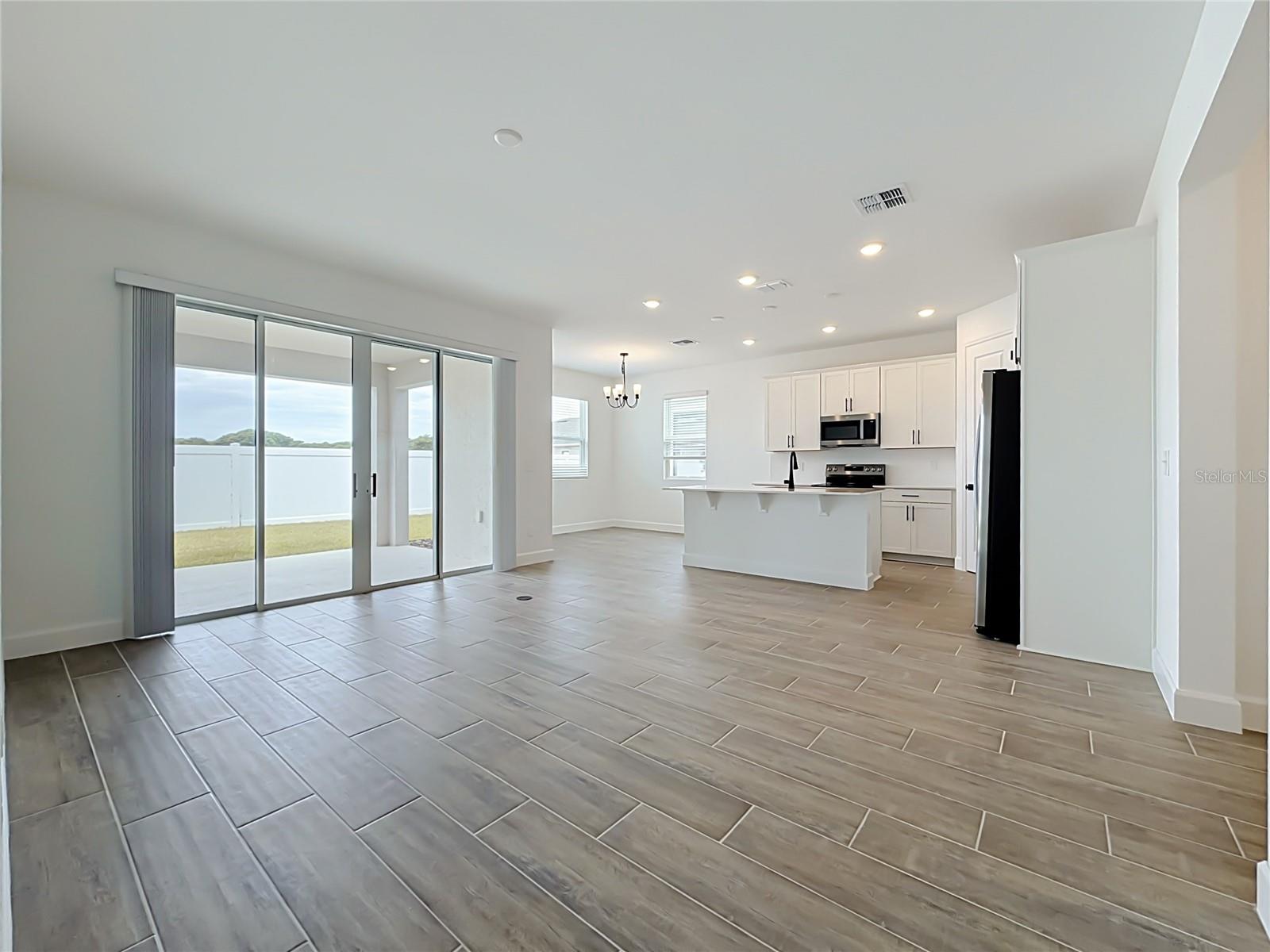 147 Waterstone Loop, FL