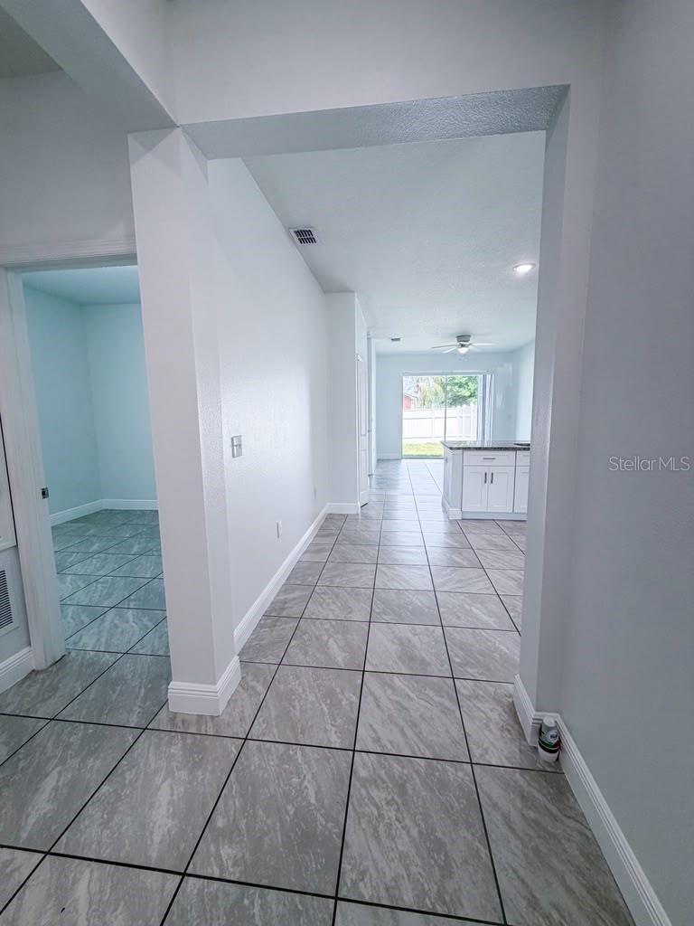 812 Glastonbury Drive, FL