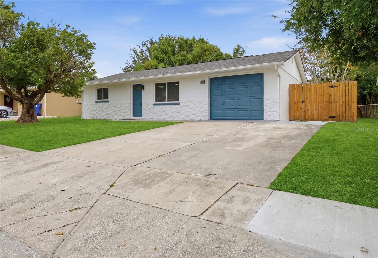 6338 Aberdeen Avenue, FL