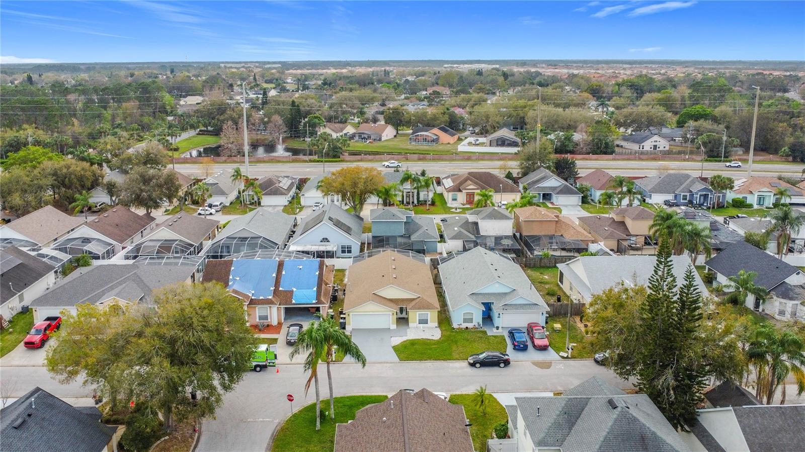 458 Hollinghead Loop, FL