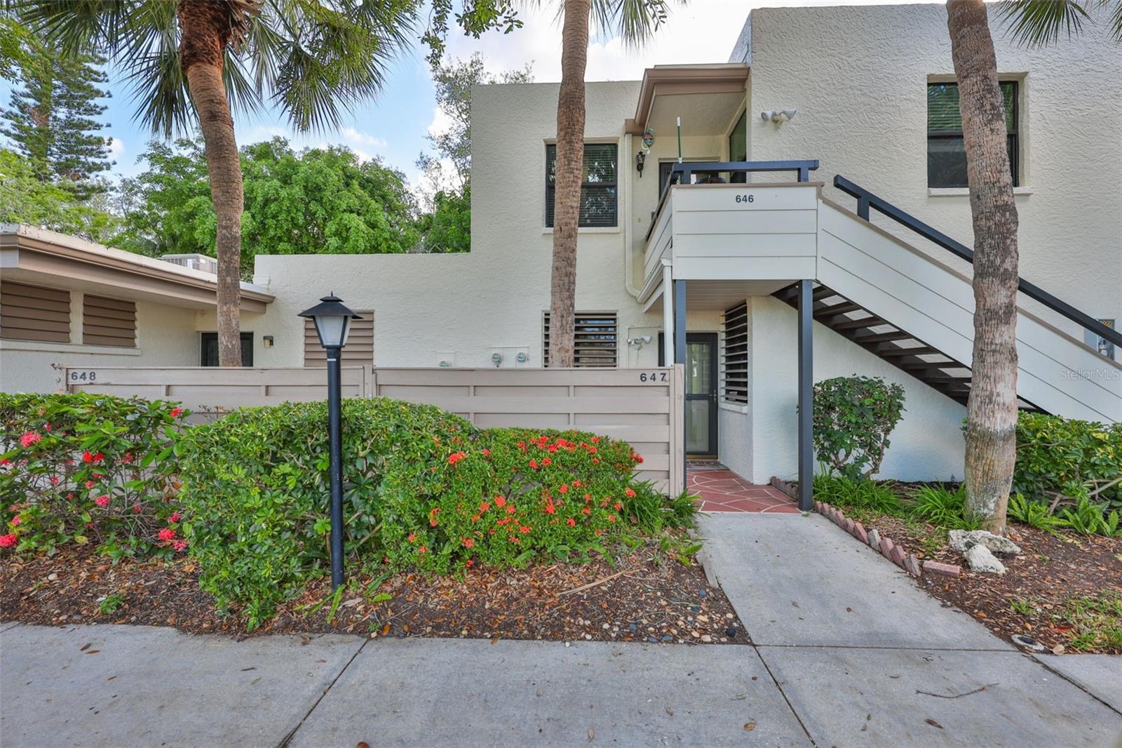 647 Woodlawn Drive, FL
