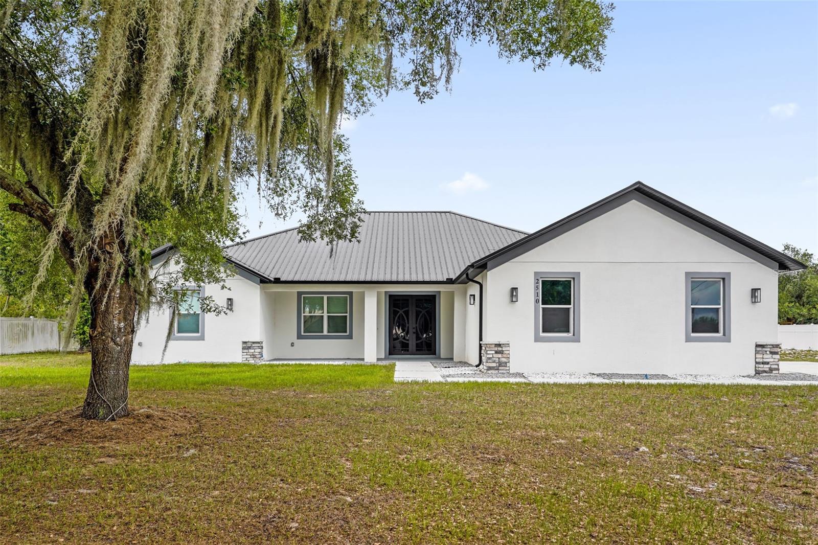 2510 Lake Front Drive, FL
