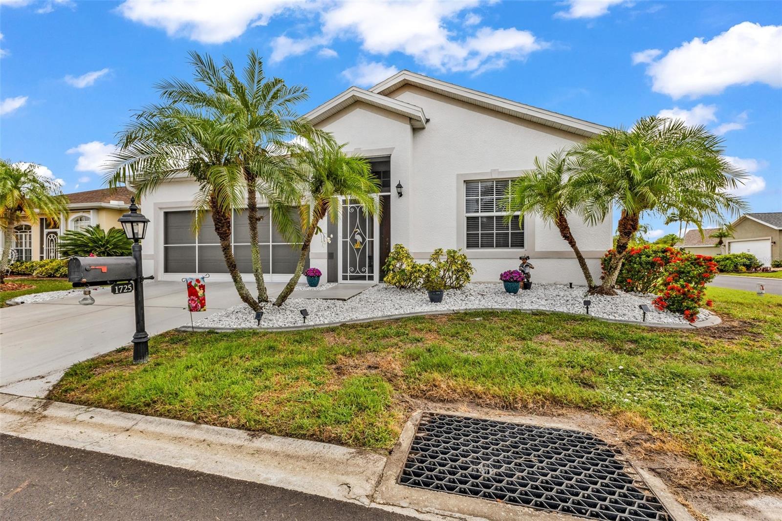 1725 Piccadilly Circle, FL