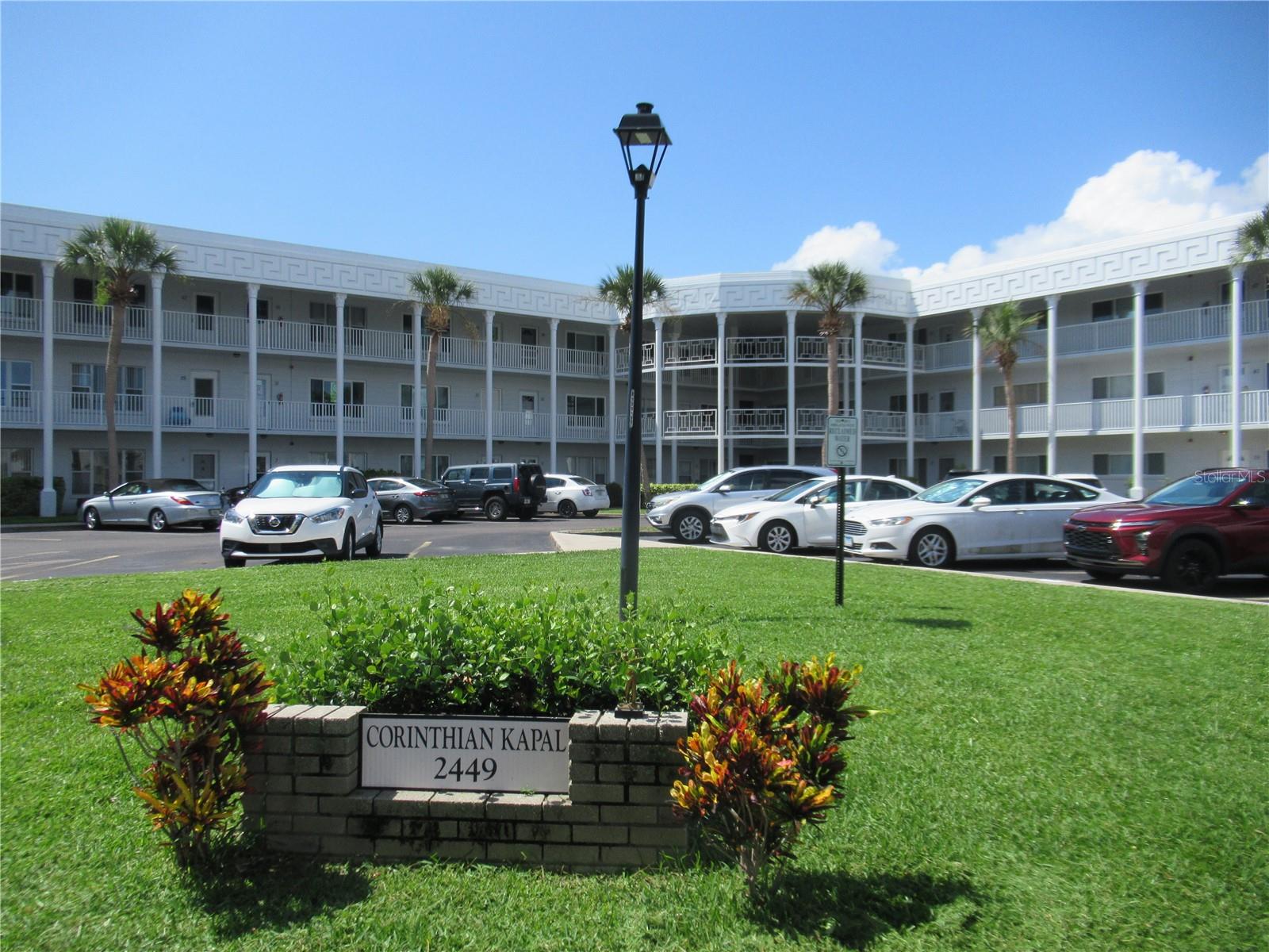 2449 Columbia Dr., FL