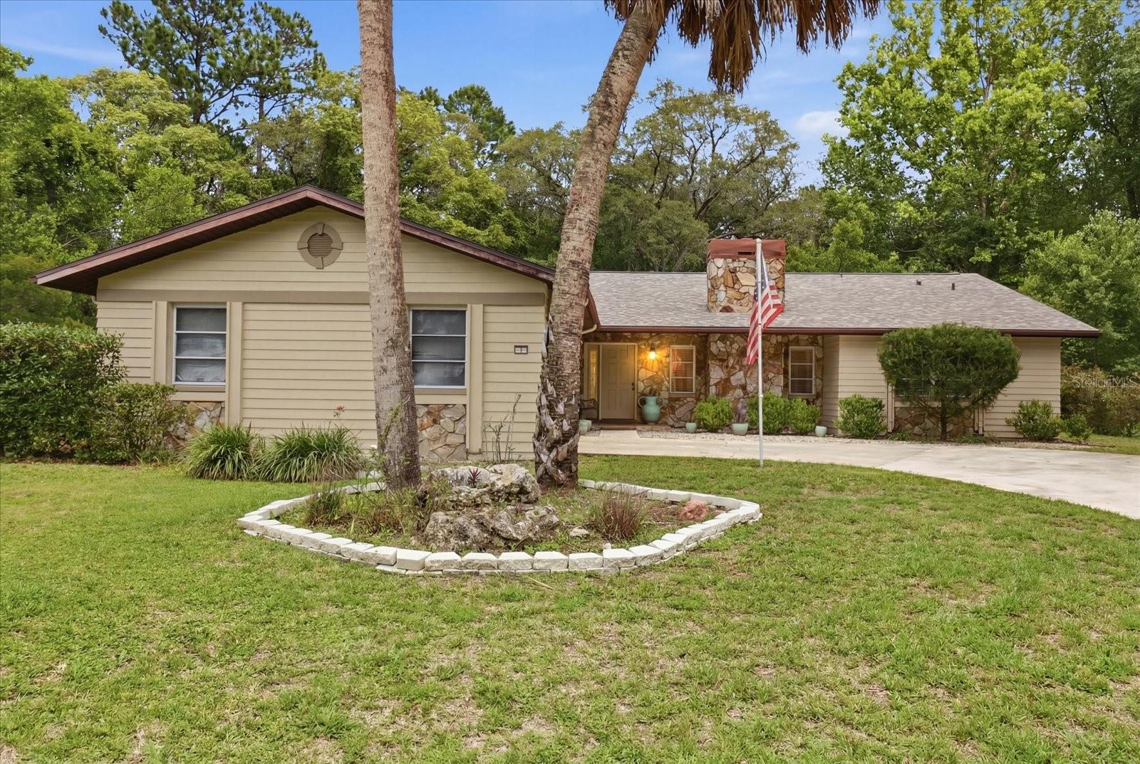 5 Sycamore Court, FL