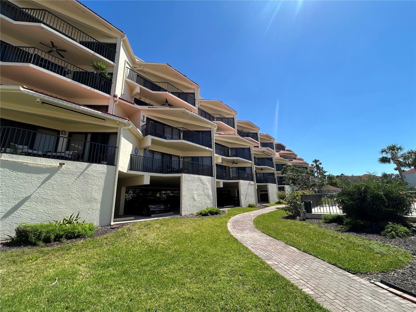 204 3rd Street, FL