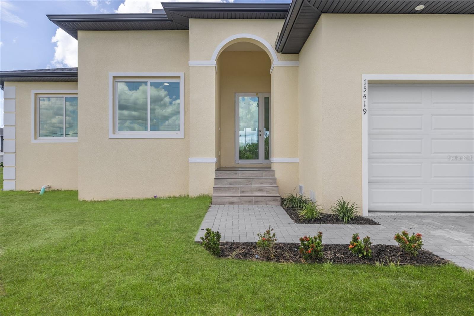 15419 Seafoam Circle, FL