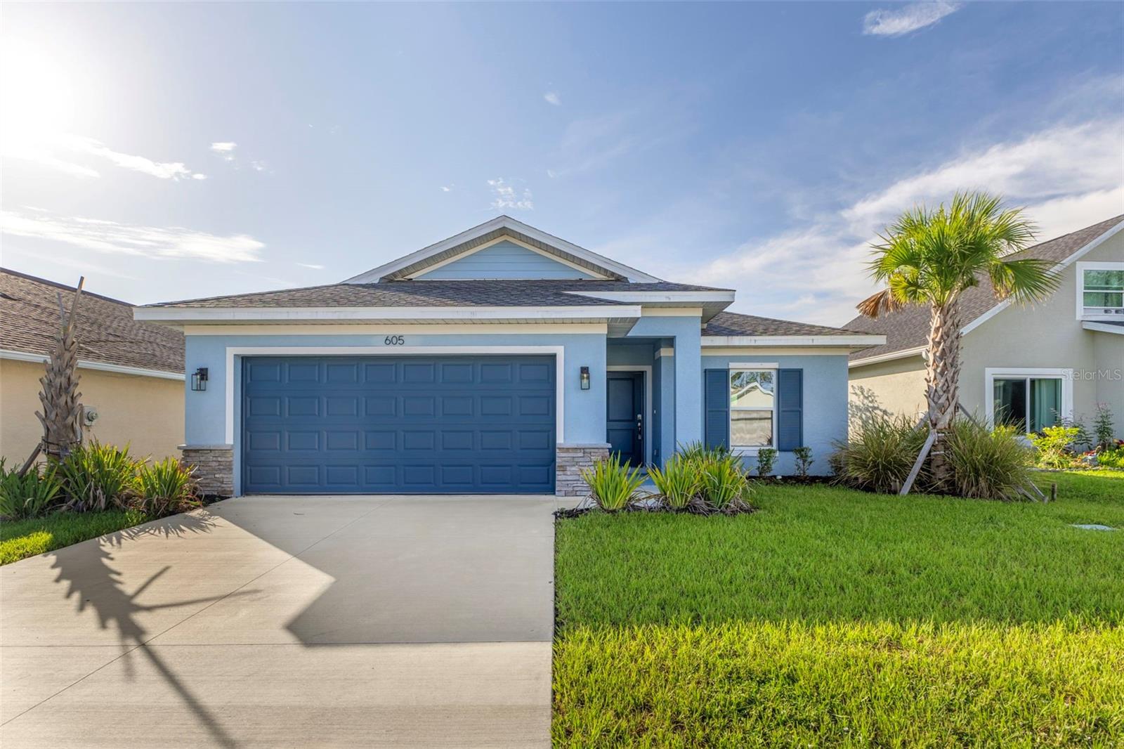 605 Rose Apple Circle, FL