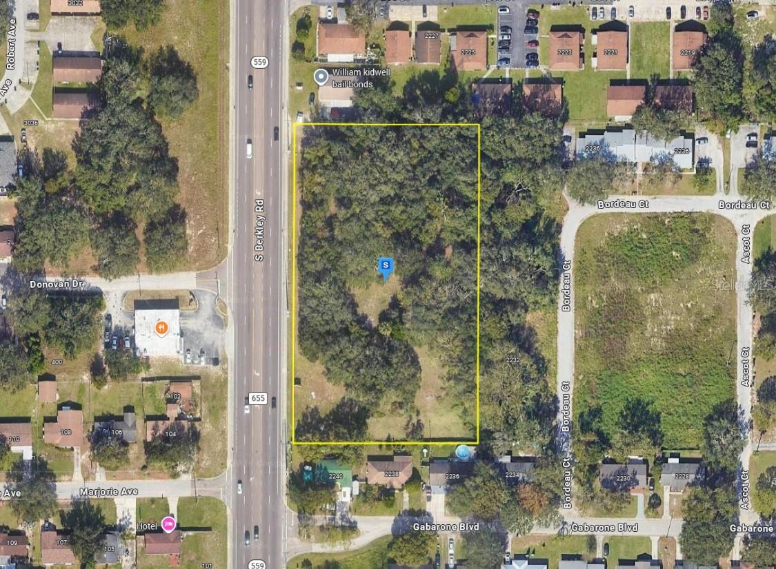 450 Berkley Road, FL