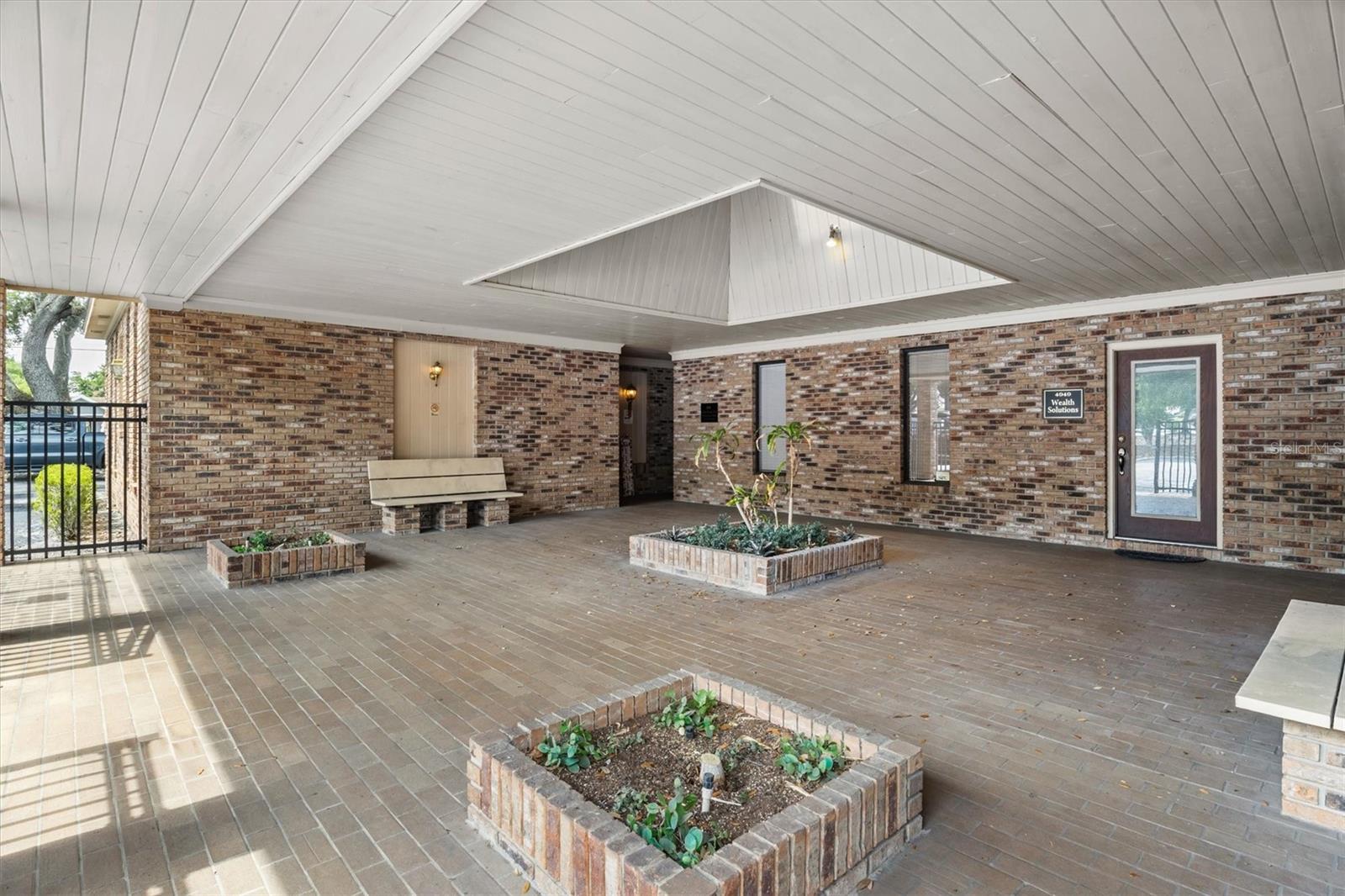 4945 Southfork Drive, FL