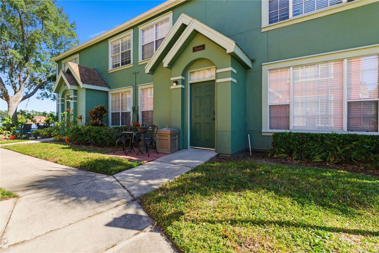 9646 Lake Chase Island Way, FL