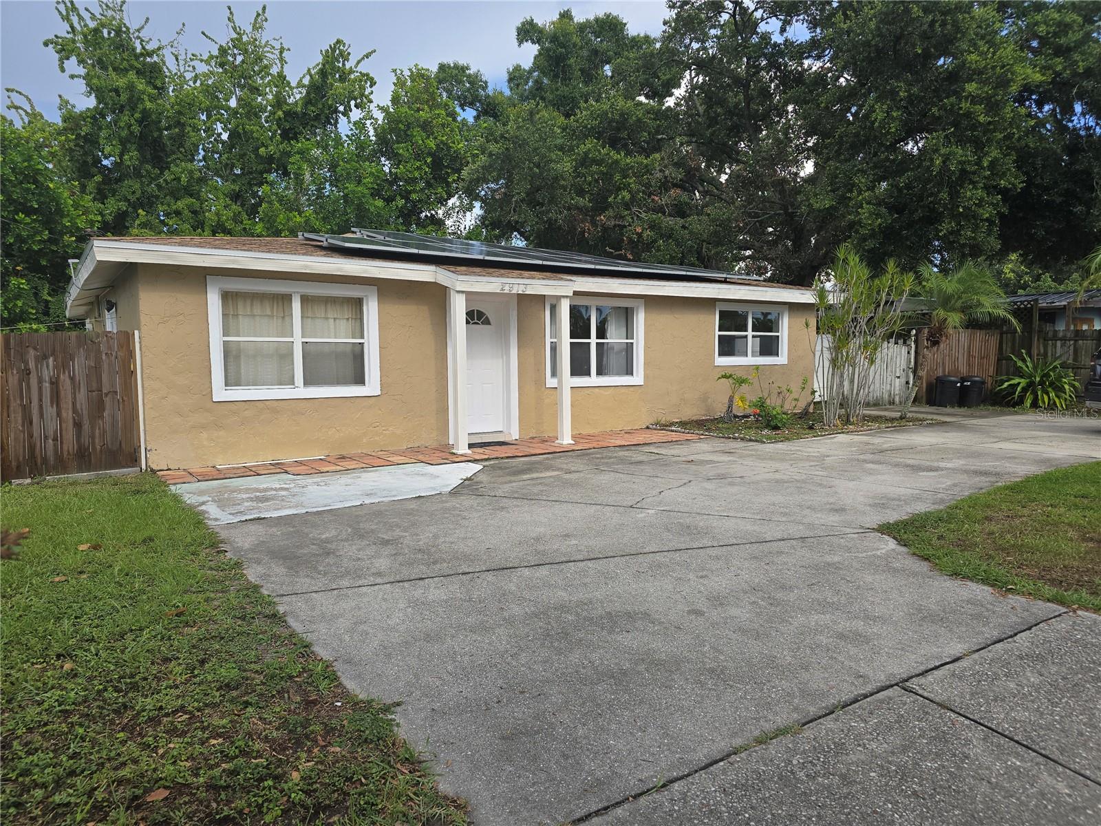 2913 Mcintosh Road, FL