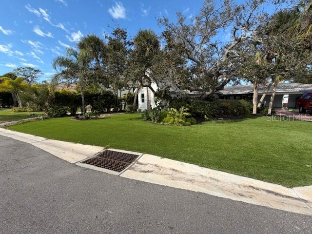 605 Lotus Lane, FL