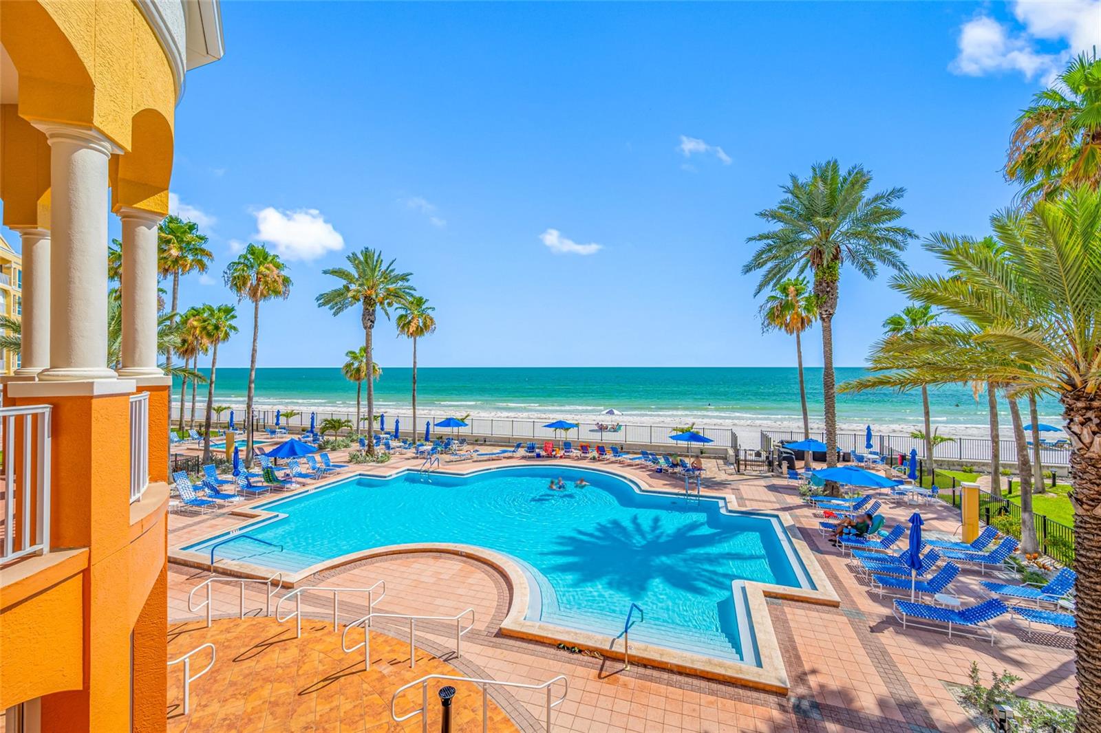 16550 Gulf Boulevard, FL
