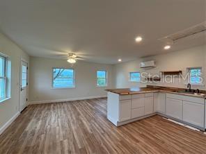 912 Lake Jessie Drive, FL