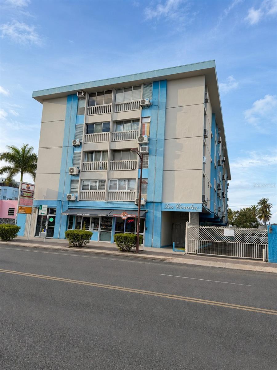 Avenue Isla Verde Cond. Los Corales, PR