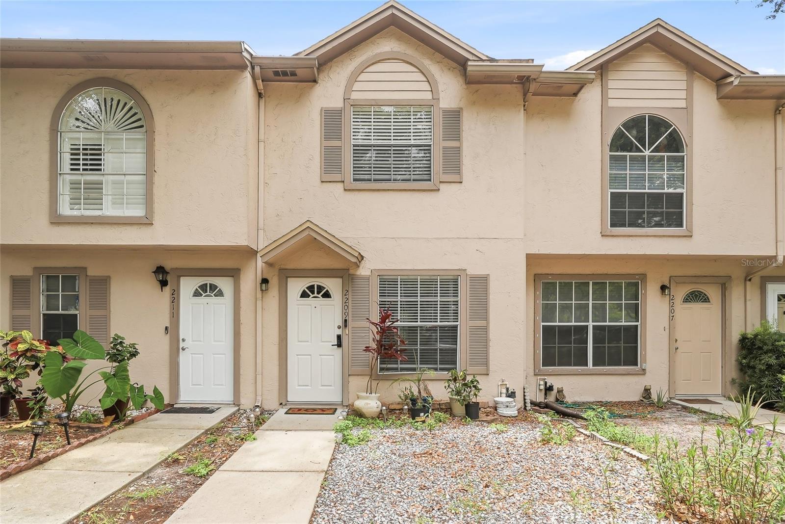 2209 Fletchers Point Circle, FL