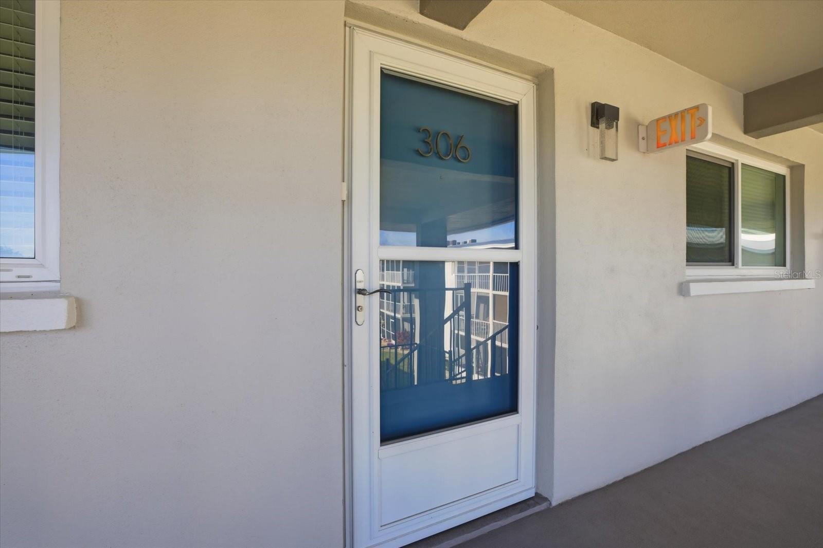 649 Tamiami Trail, FL