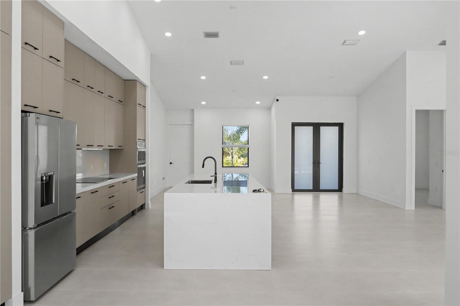 14687 Lillian Circle, FL