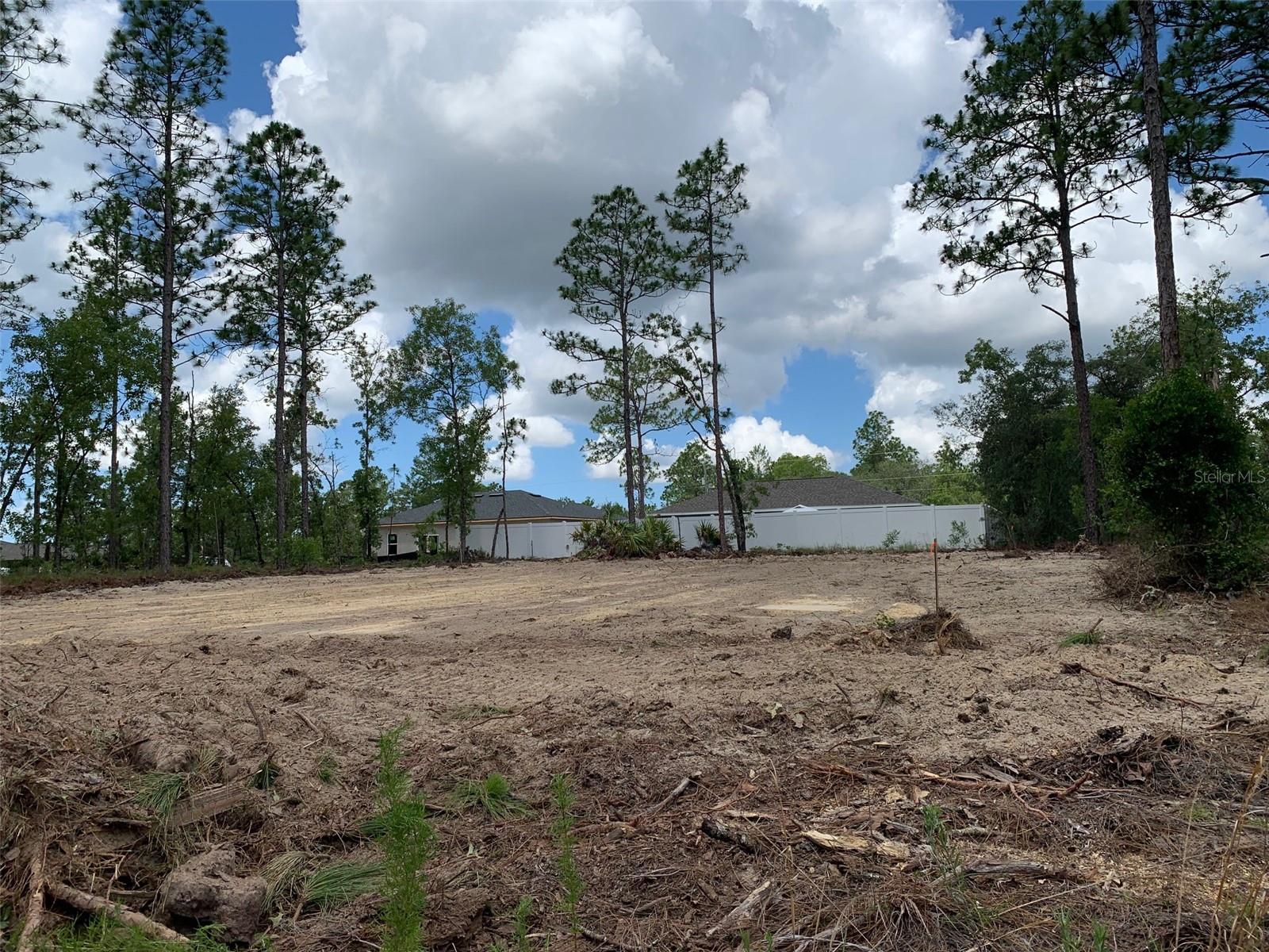 547 Homeway Loop, FL