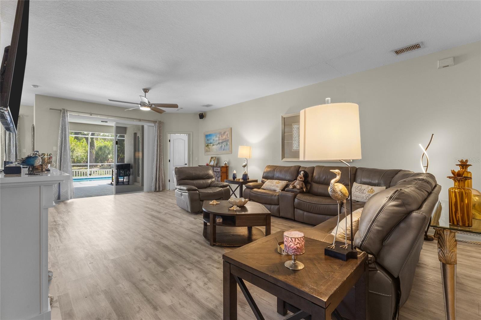 4527 Ferrys Mill Place, FL