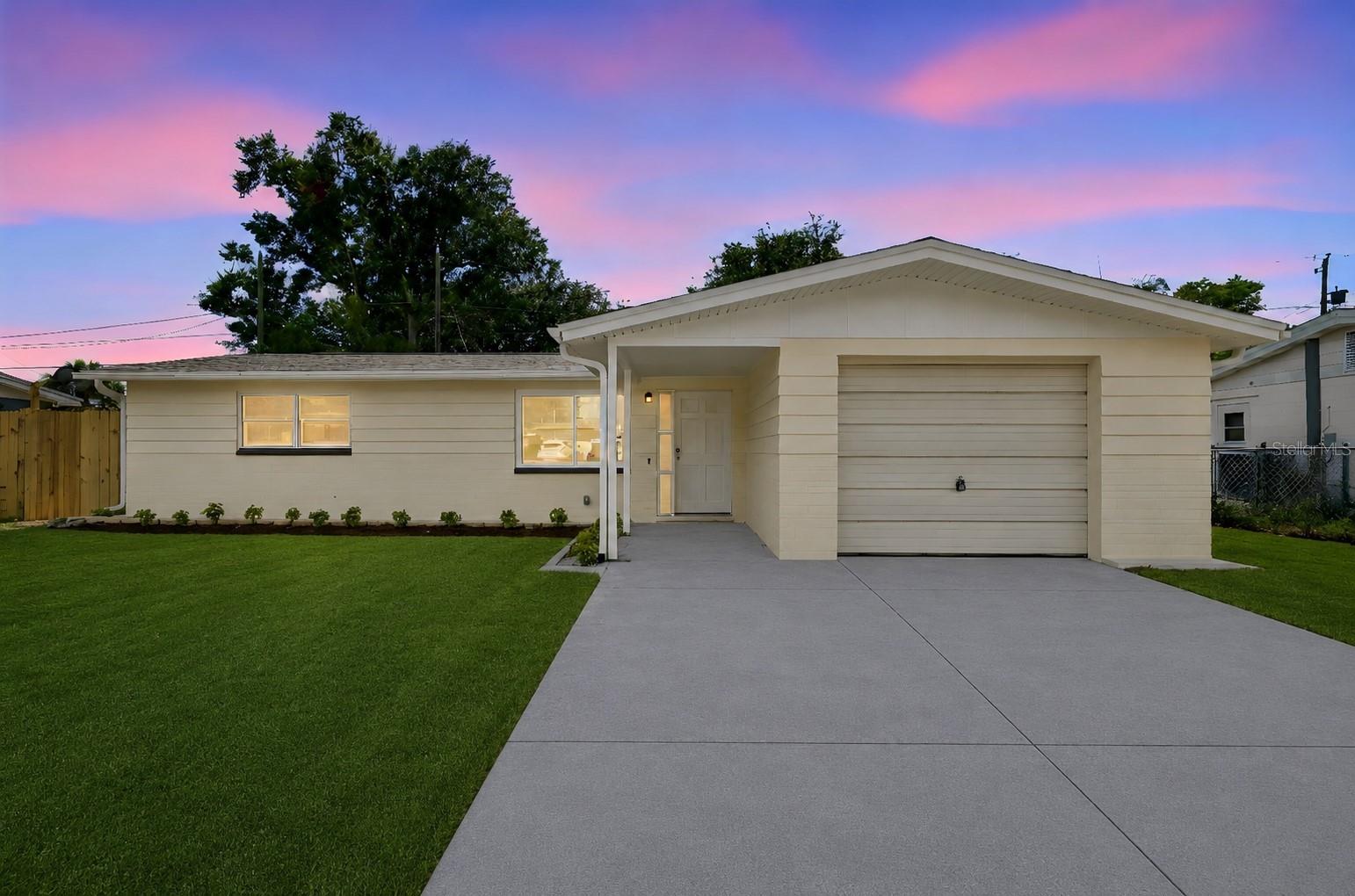 1039 Clairborne Street, FL