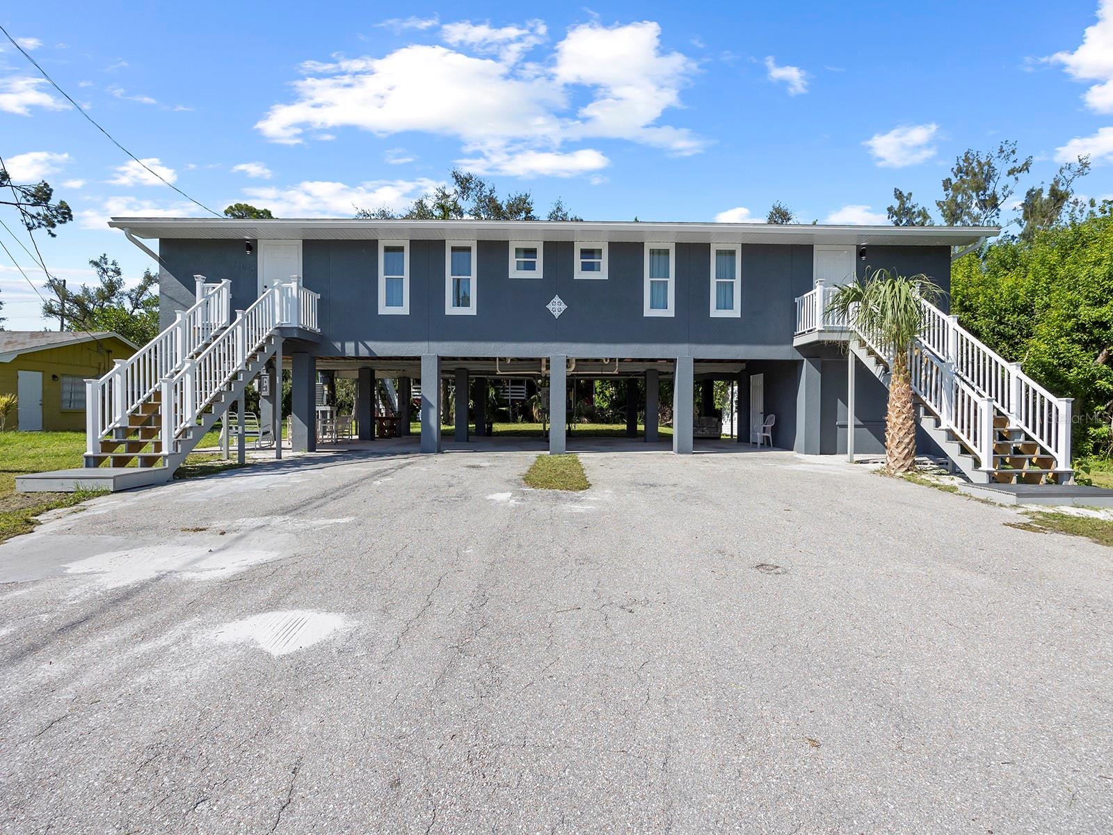 23019 Seneca Avenue, FL