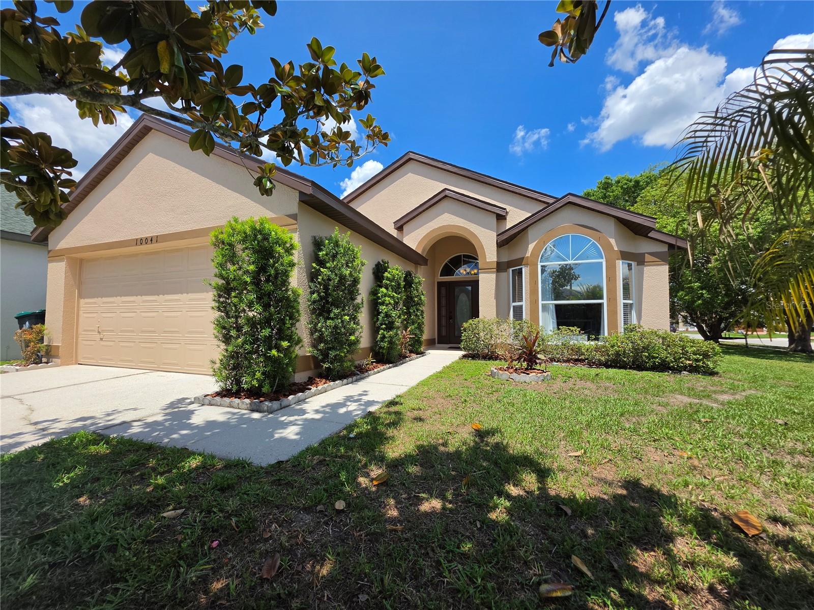 10041 River Glen Ct, FL