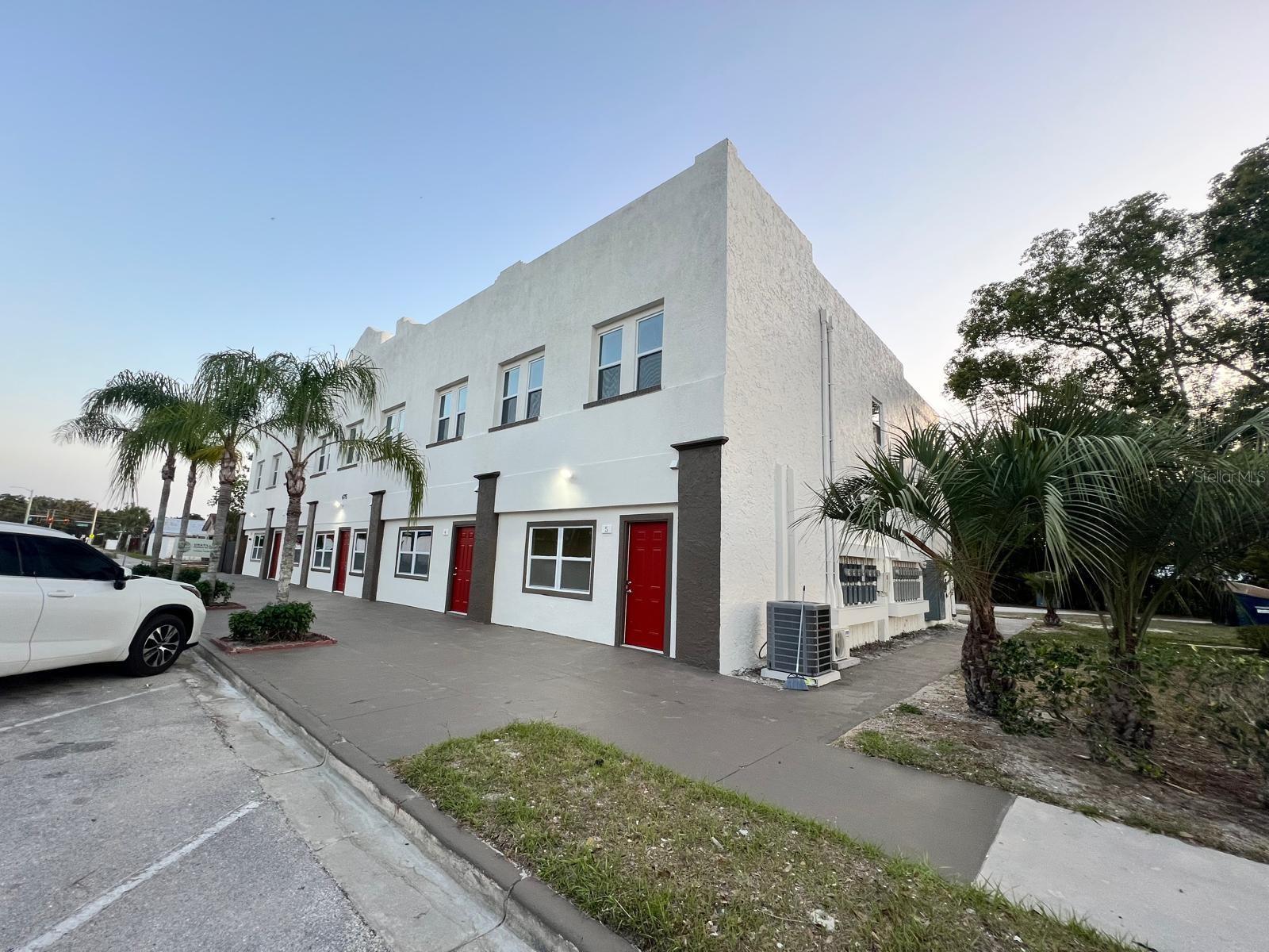 475 Umatilla Boulevard, FL