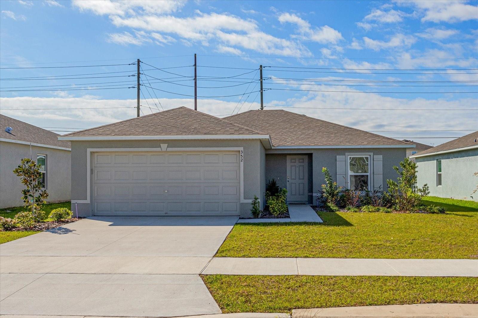 352 Towns Circle, FL