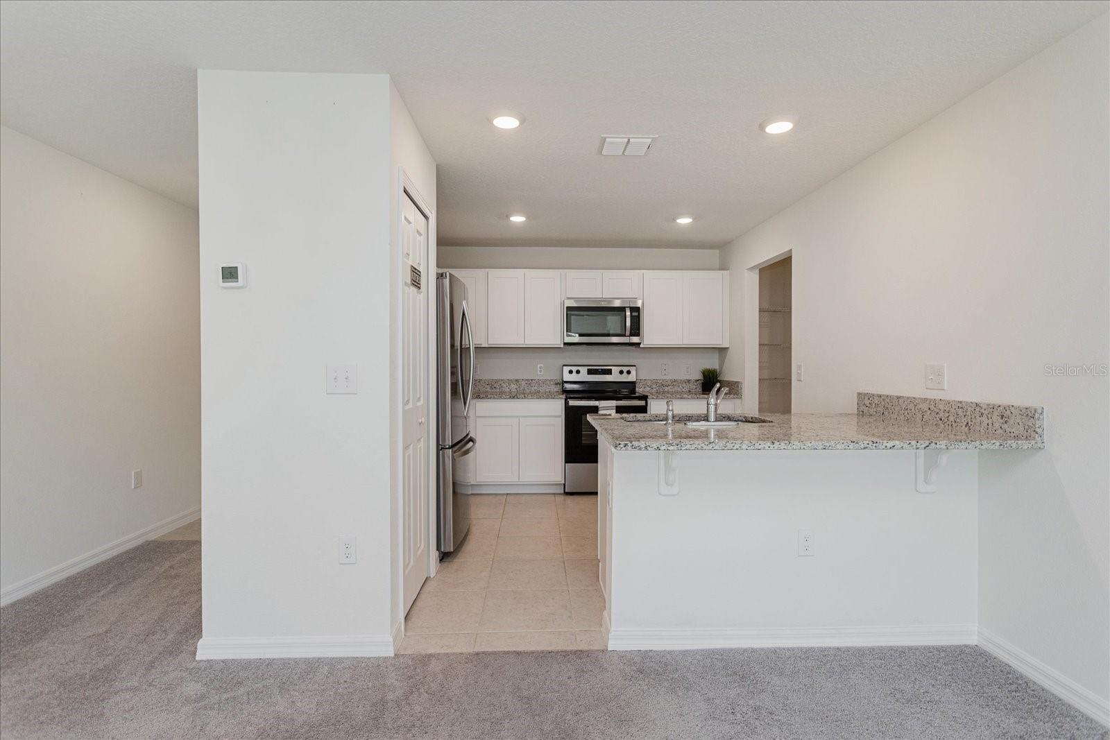 352 Towns Circle, FL