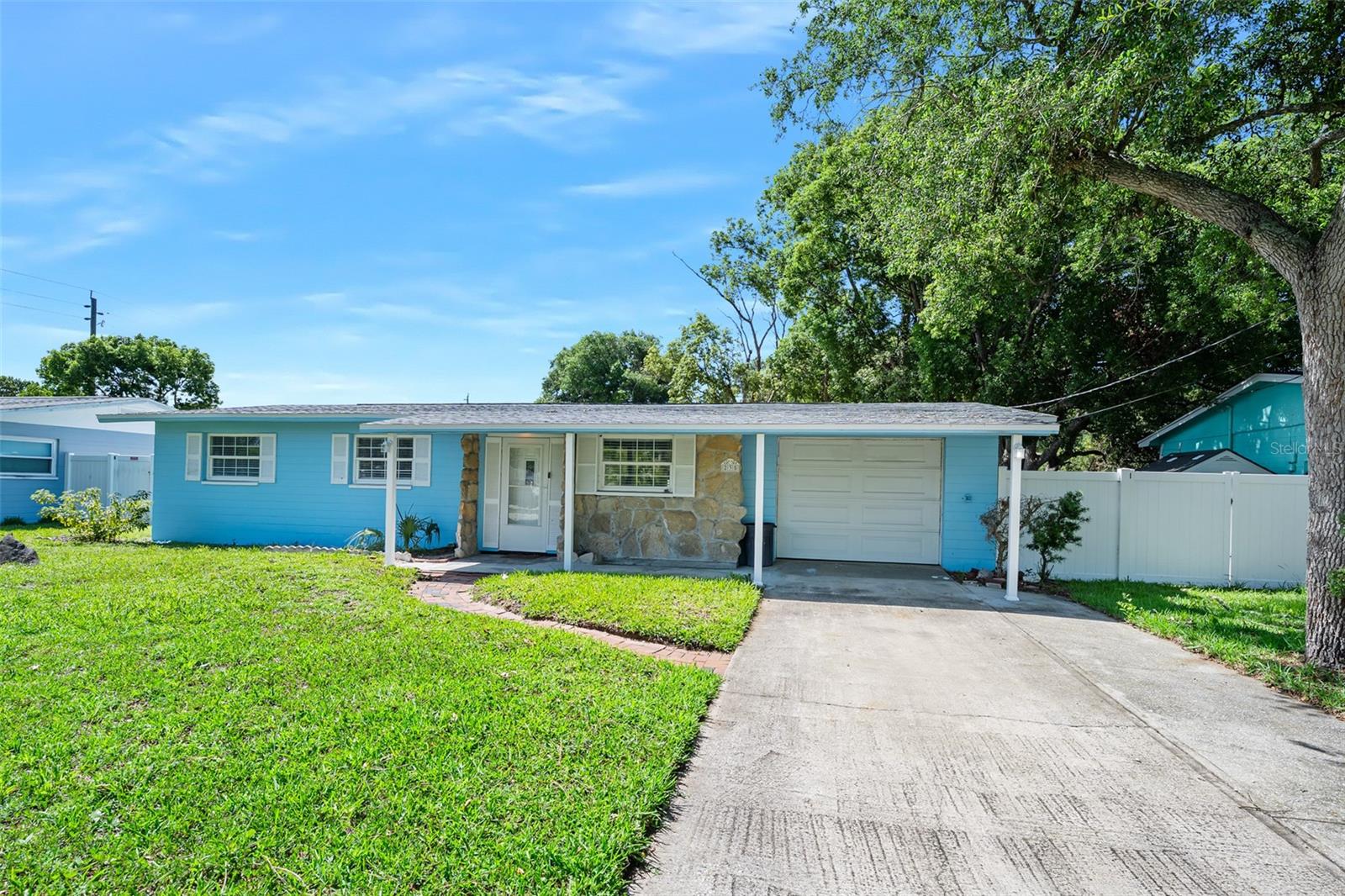 235 Greenwood Avenue, FL