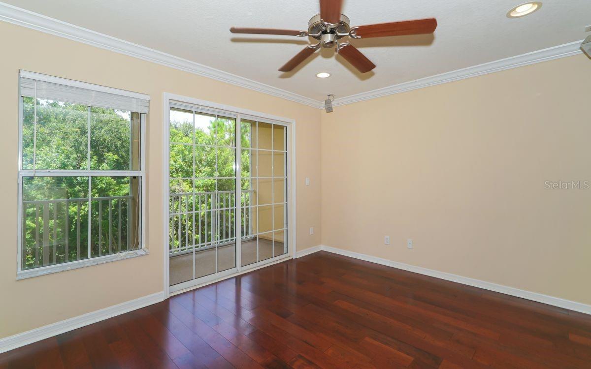 7339 Black Walnut Way, FL