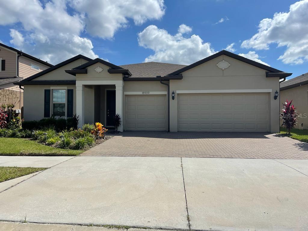 18909 Willowmore Cedar Drive, FL