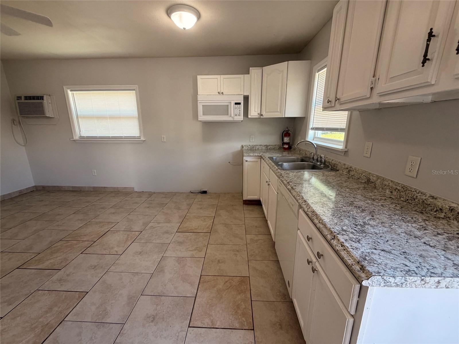110 Forest Avenue, FL