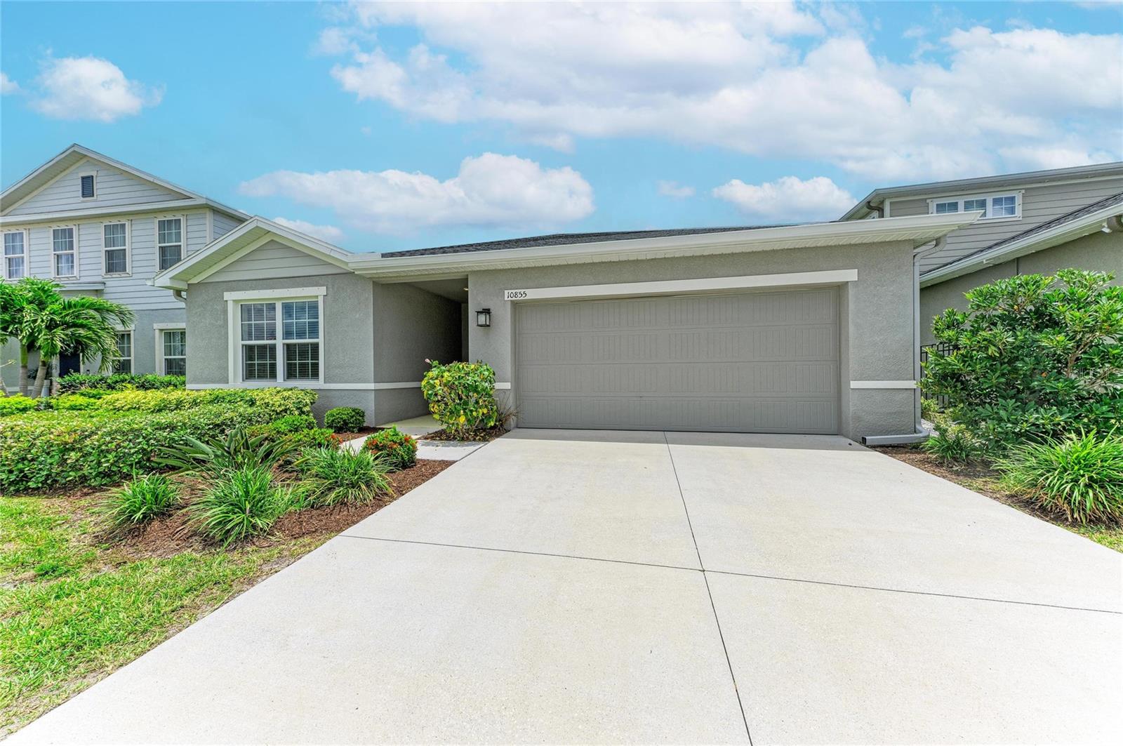 10855 Daybreak Glen, FL