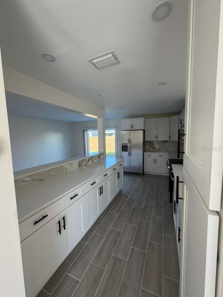 2333 Meadow Cove Boulevard, FL
