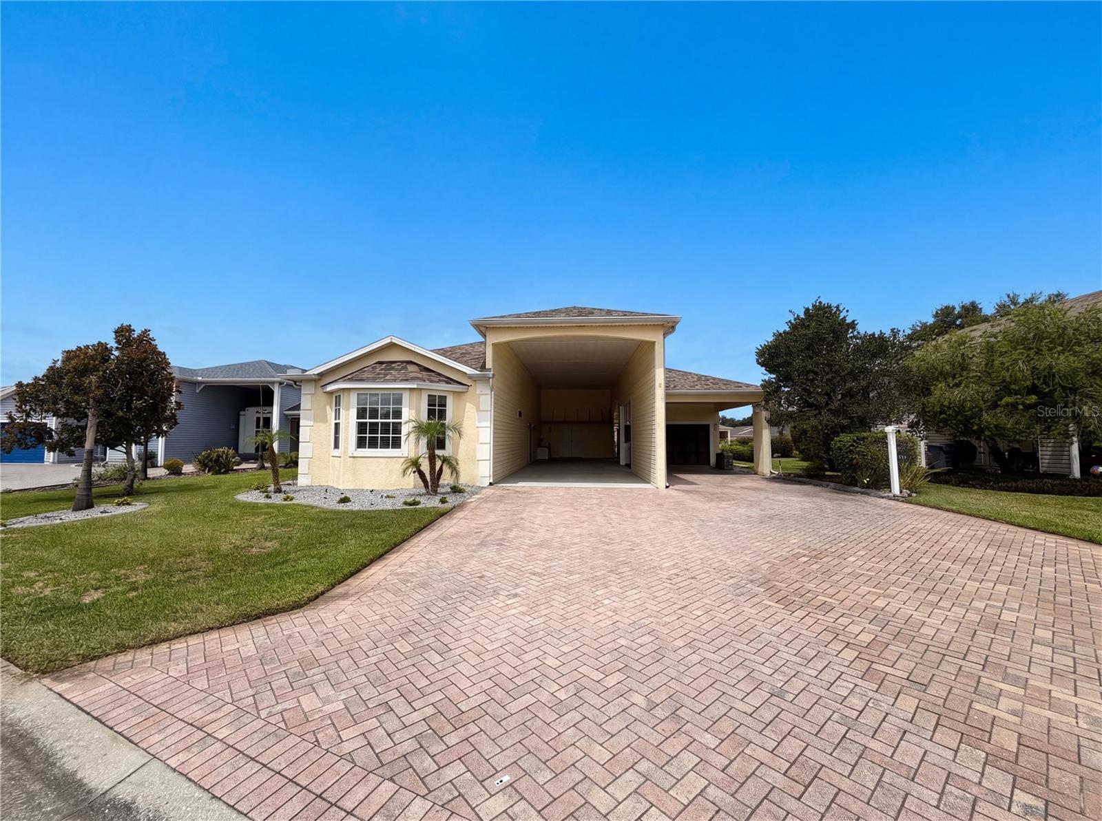376 Travelers Drive, FL