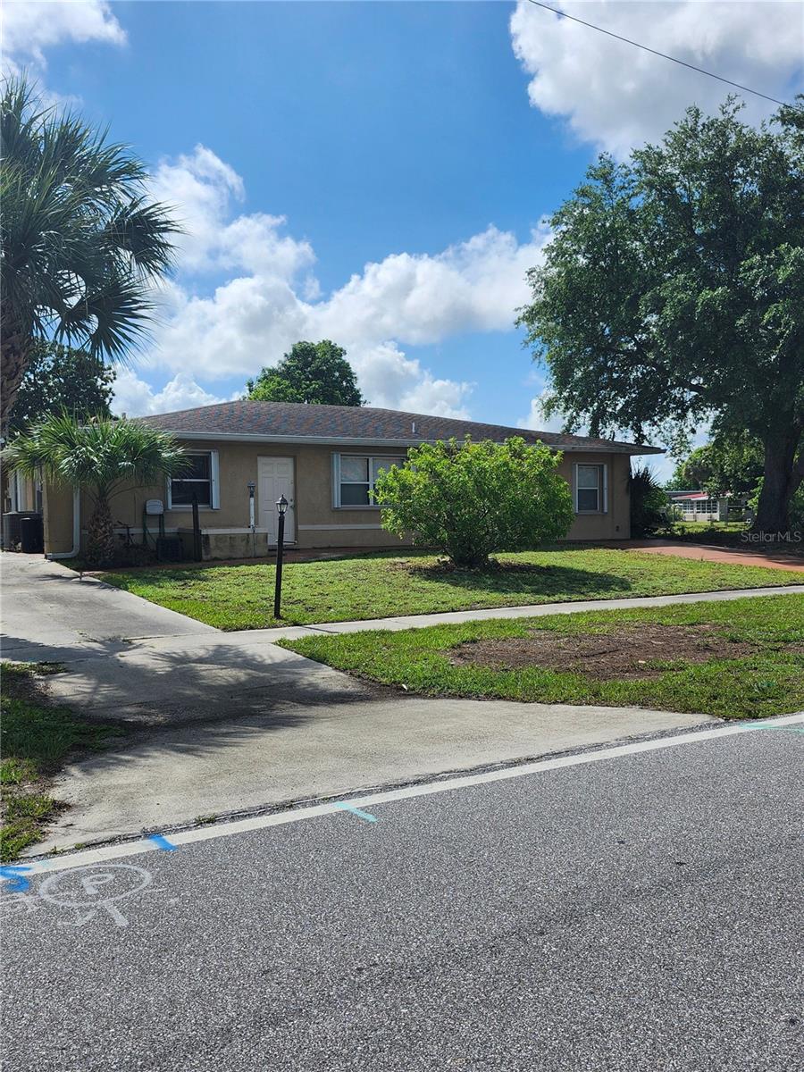 2220 Birchcrest Boulevard, FL