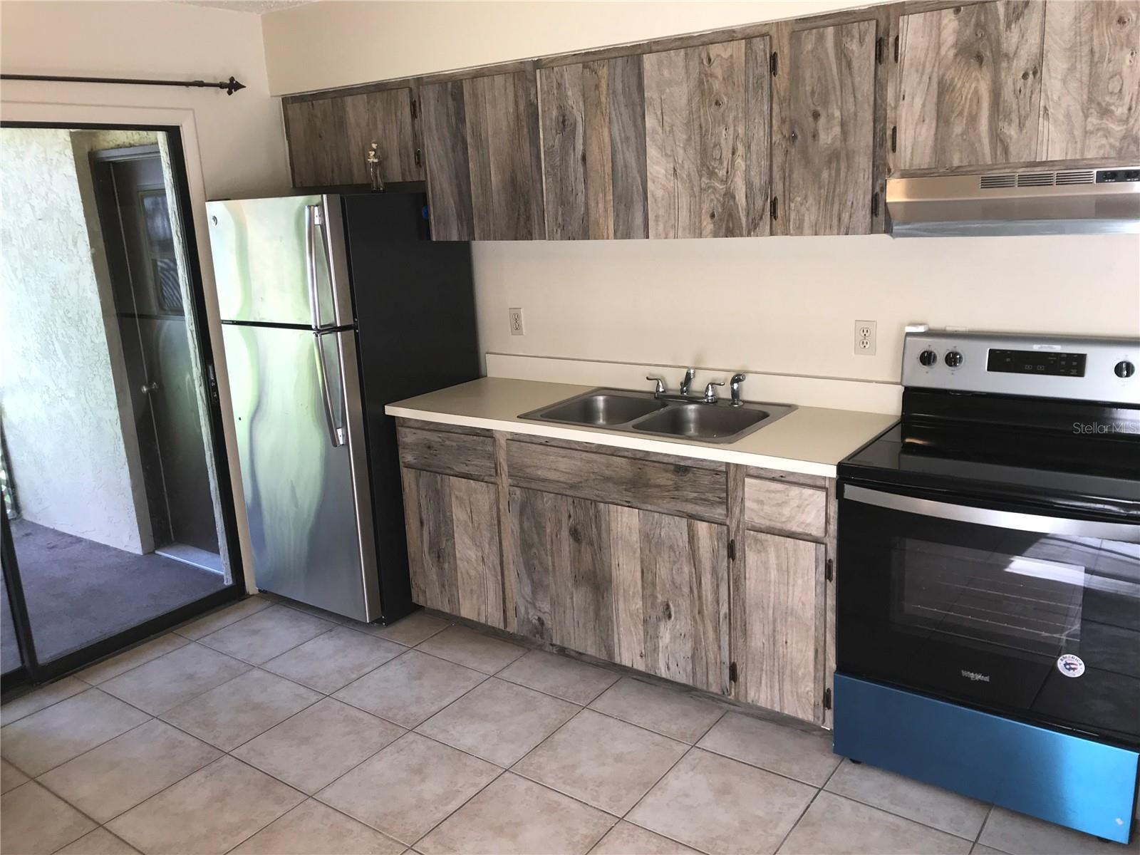2806 46th Avenue Drive, FL