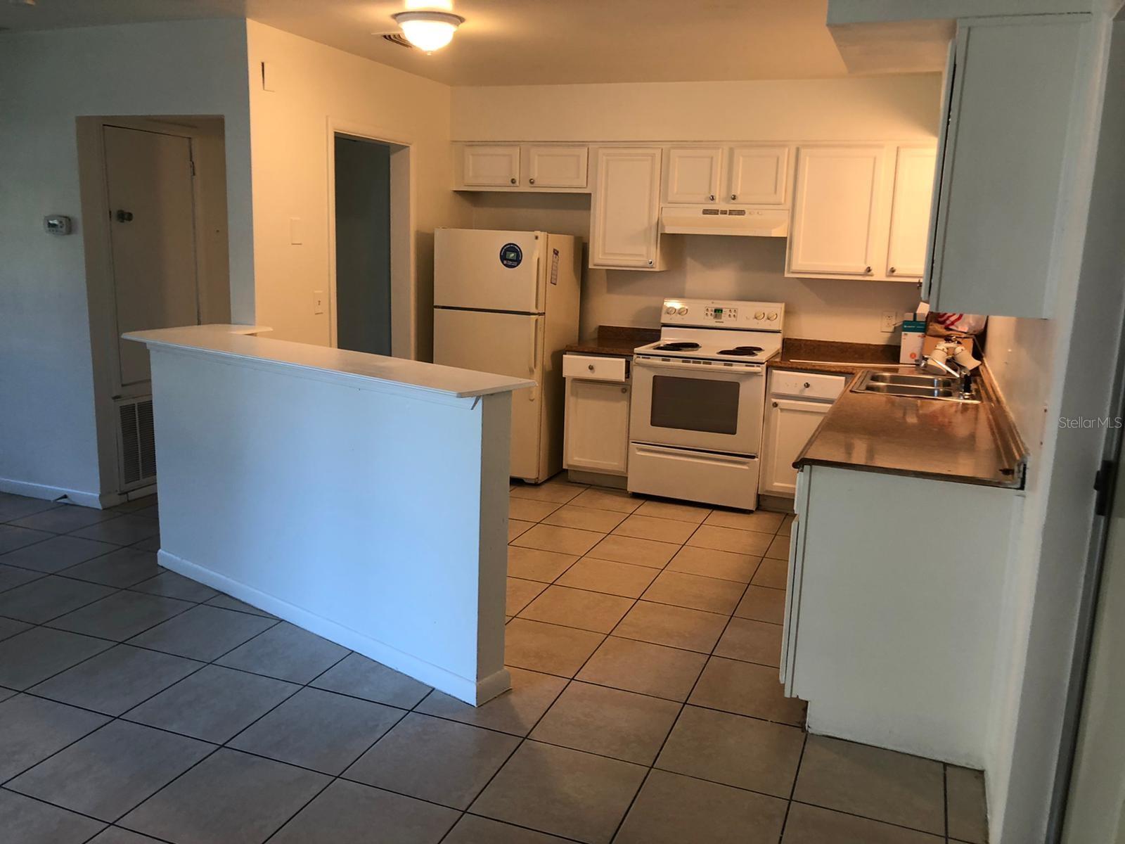 916 Alecon Drive, FL