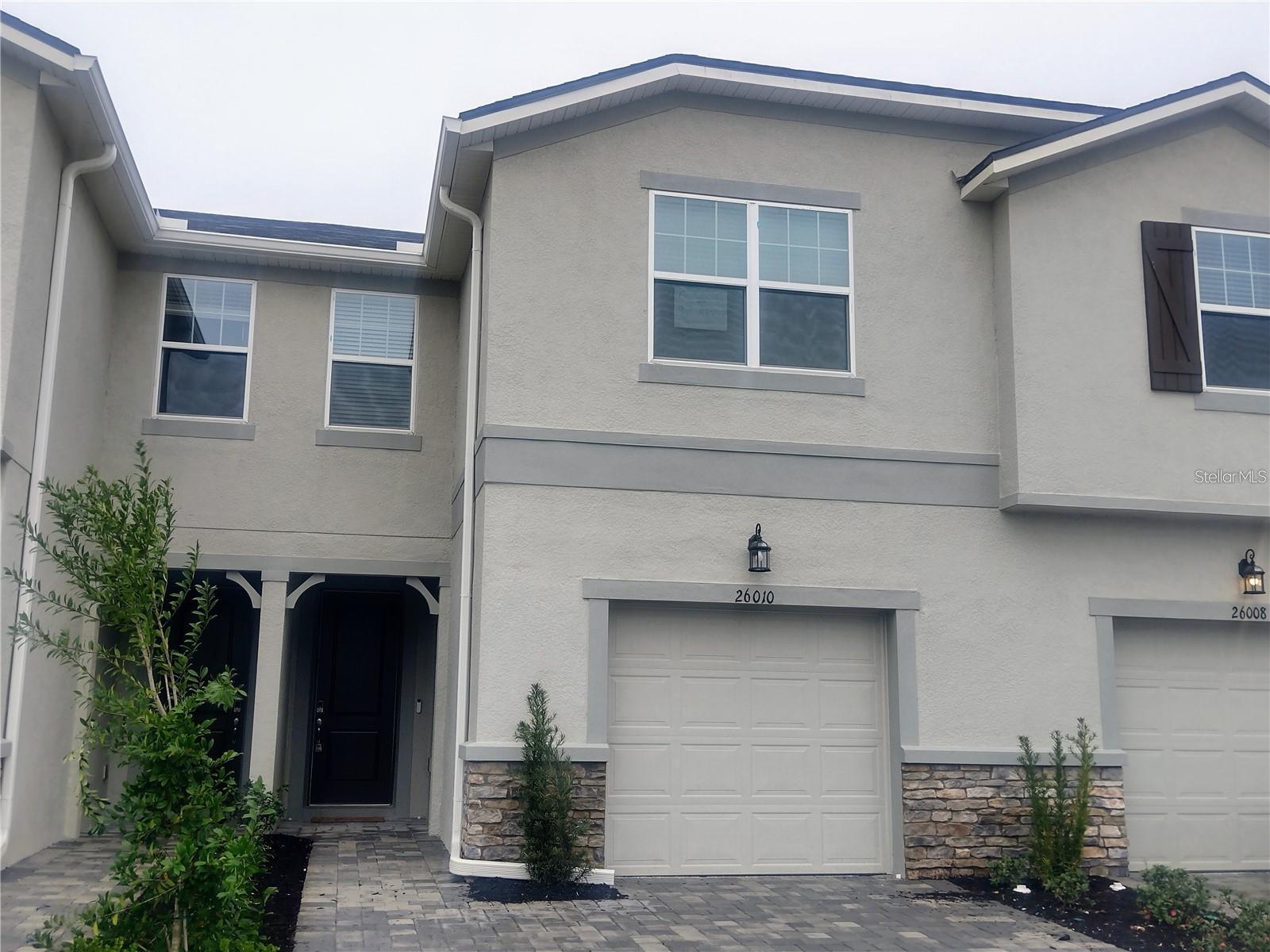 26010 Woven Wicker Bend, FL