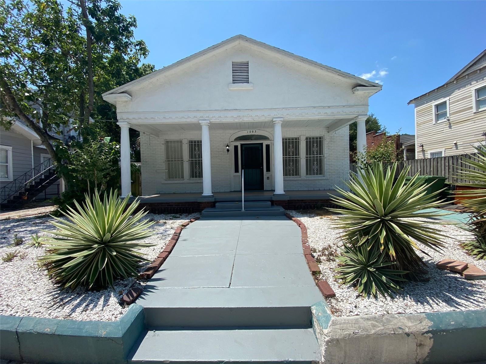 1003 Columbus Drive, FL